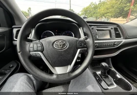������ Toyota Highlander