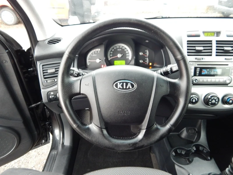 Kia Sportage 2.0CDTI* 4X4* , снимка 15 - Автомобили и джипове - 38974573