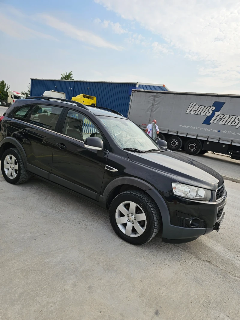 Chevrolet Captiva, снимка 4 - Автомобили и джипове - 47336820