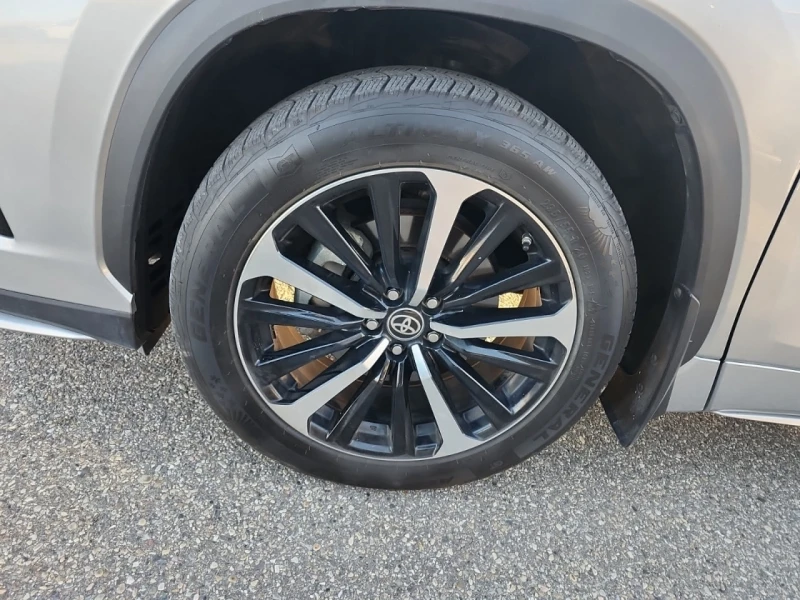 Toyota Highlander CARFAX* АВТОФИНАНСИРАНЕ* БЕЗ ПЪРВОНАЧАЛНА ВНОСКА* , снимка 6 - Автомобили и джипове - 52953504