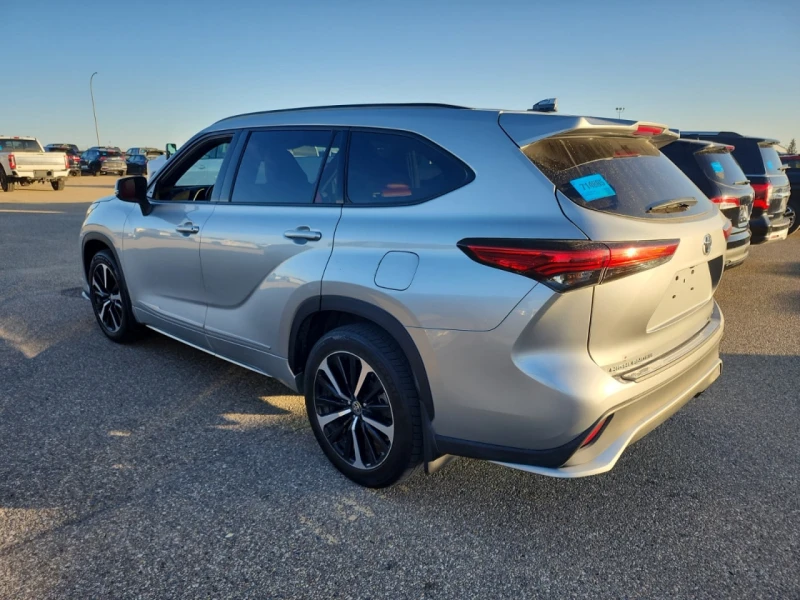 Toyota Highlander CARFAX* АВТОФИНАНСИРАНЕ* БЕЗ ПЪРВОНАЧАЛНА ВНОСКА* , снимка 4 - Автомобили и джипове - 52953504