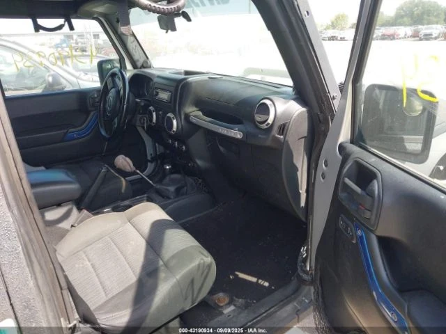 Jeep Wrangler Rubicon  | Mobile.bg   10