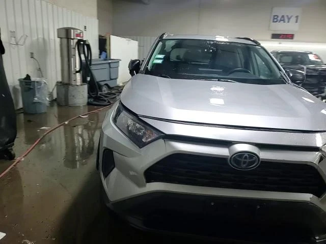 Toyota Rav4 2.5l Hybrid Le* AWD, снимка 13 - Автомобили и джипове - 54224359