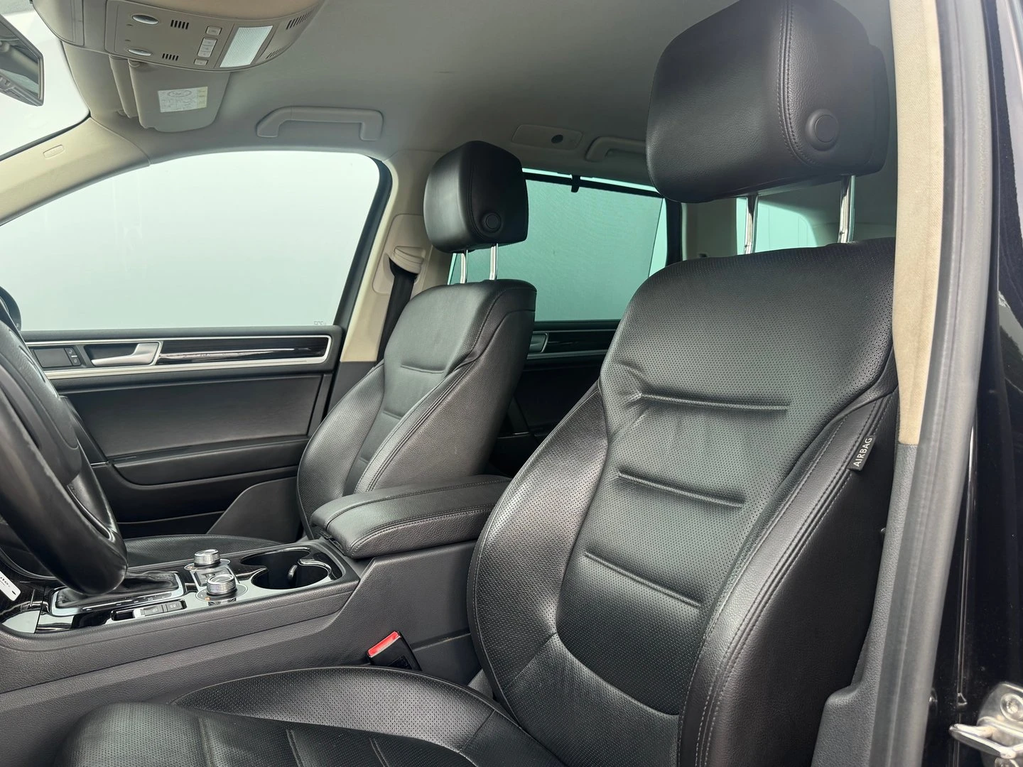 VW Touareg V6 TDI BMT 4MOTION - изображение 6