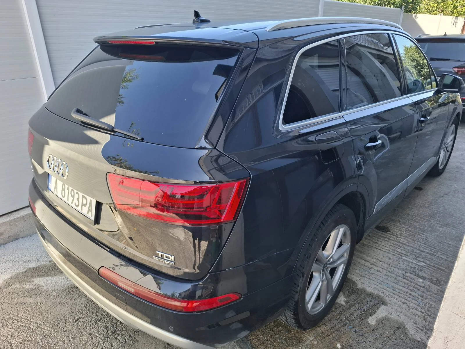 Audi Q7 SLINE - изображение 3
