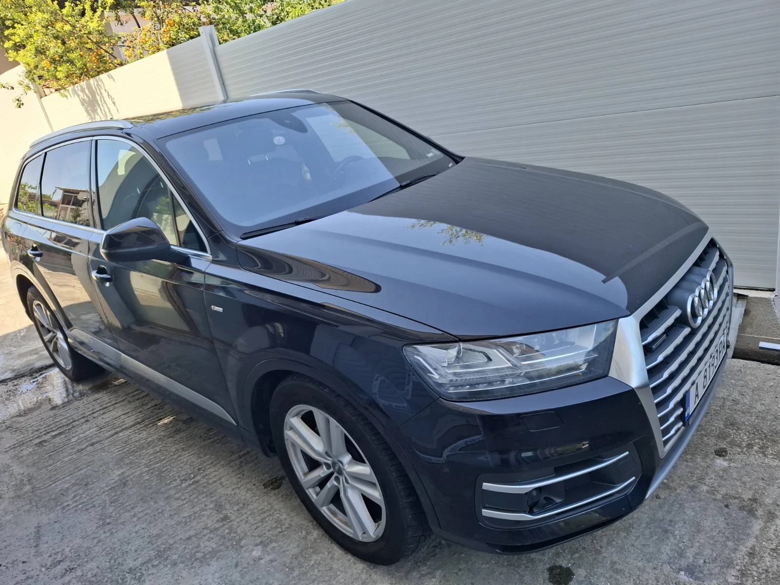 Audi Q7 SLINE - изображение 2