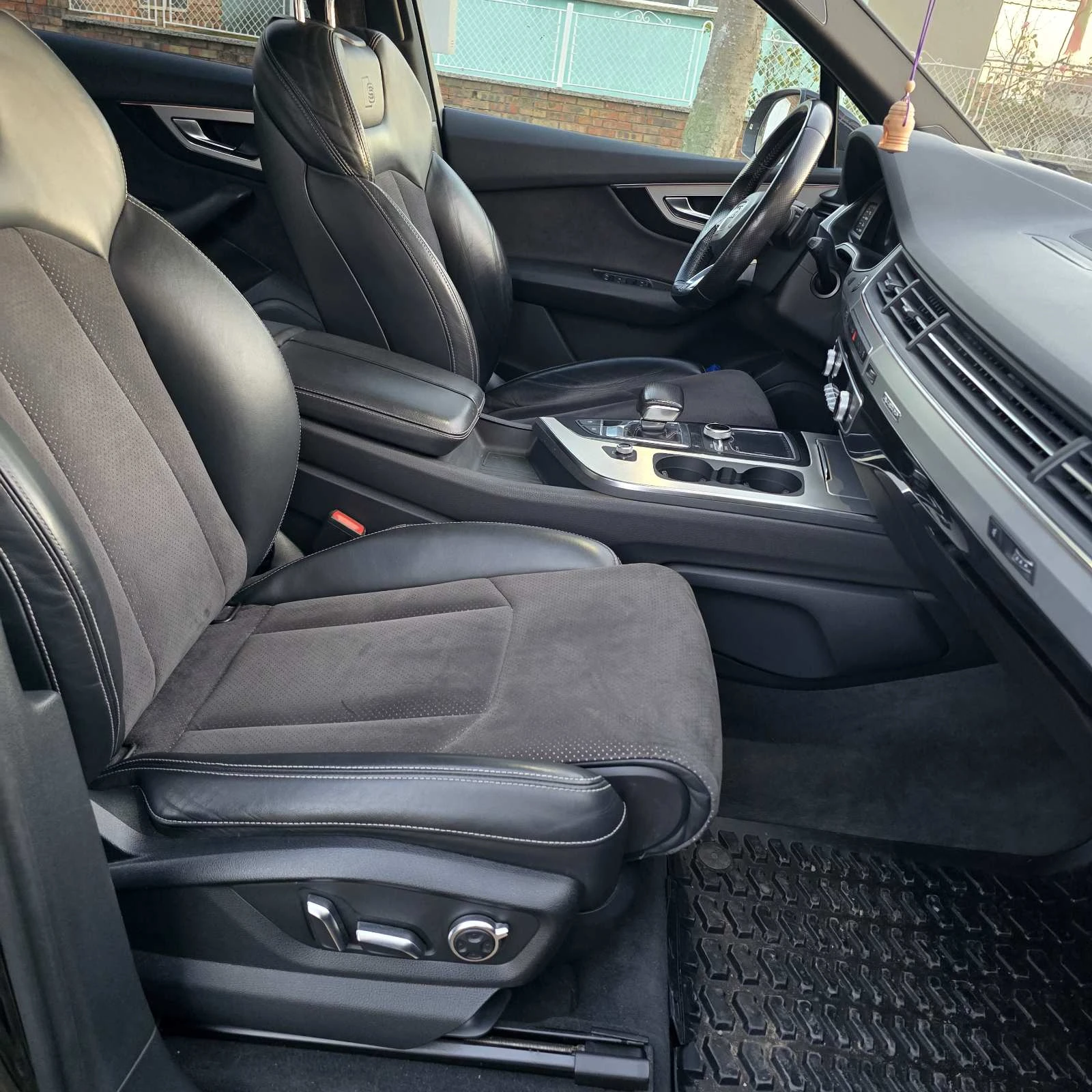 Audi Q7 SLINE - изображение 7