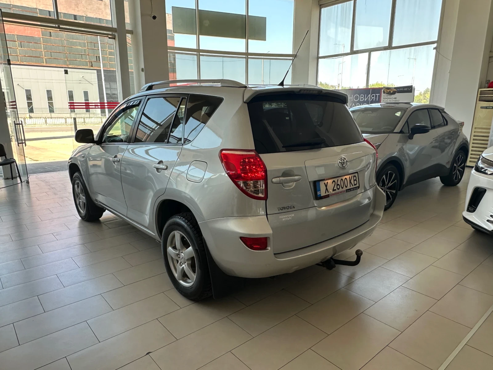 Toyota Rav4 4x4 - изображение 3