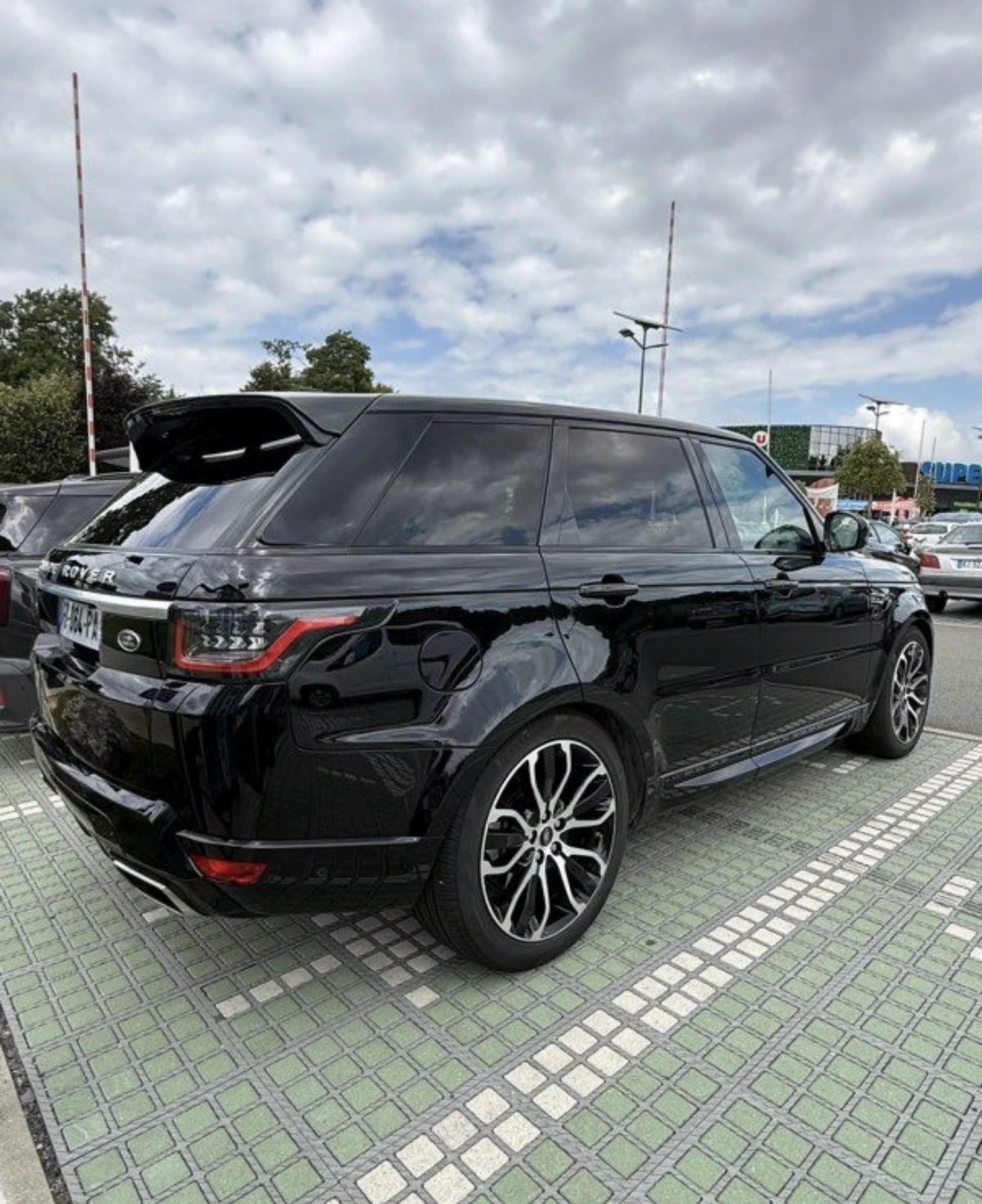 Land Rover Range Rover Sport Range Rover Sport 2.0 P440E HSE - изображение 3