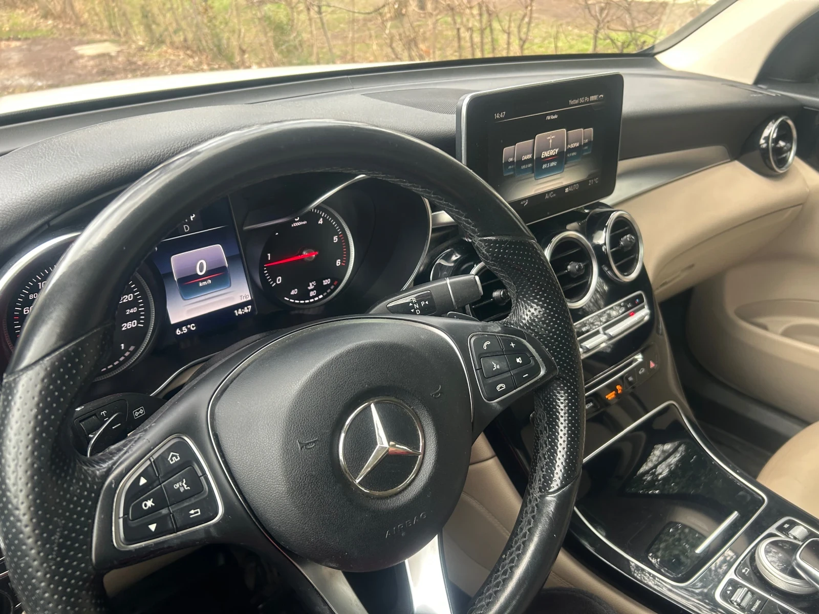 Mercedes-Benz GLC 250, снимка 16 - Автомобили и джипове - 53907625