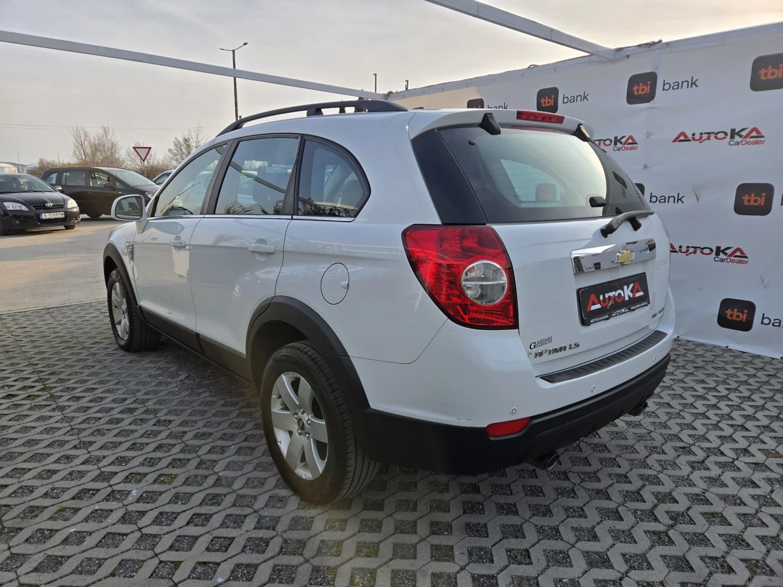 Chevrolet Captiva 2.0VCDI-127кс= 7МЕСТА= АВТОПИЛОТ= СЕРВ.ИСТОРИЯ, снимка 5 - Автомобили и джипове - 53989706