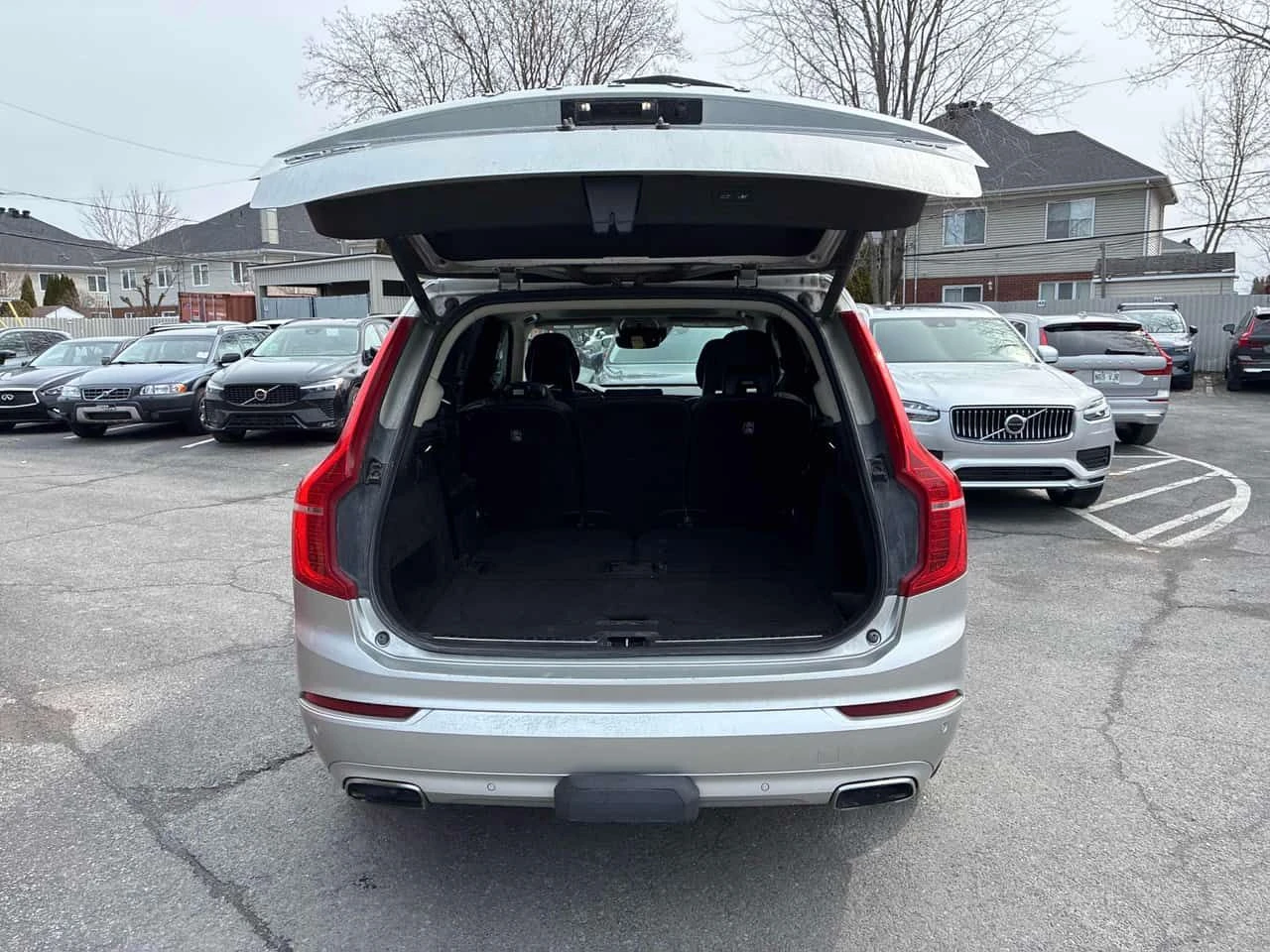 Volvo Xc90 * Momentum * 360 * ПОДГРЕВ * ПАНОРАМА * КЛИП НА МО, снимка 6 - Автомобили и джипове - 54123331