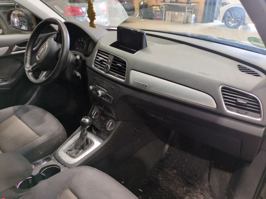 Audi Q3 Q3, снимка 13 - Автомобили и джипове - 54176439