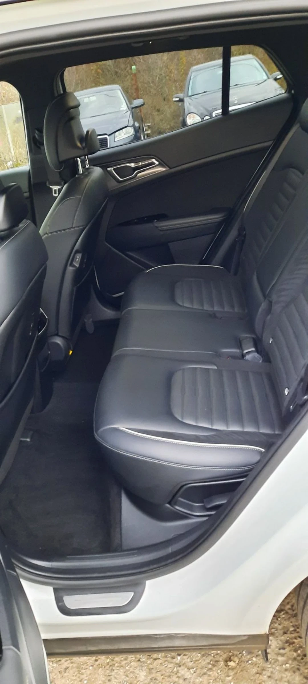 Kia Sportage PLUG-IN HYBRID (PHEV), снимка 8 - Автомобили и джипове - 54257529