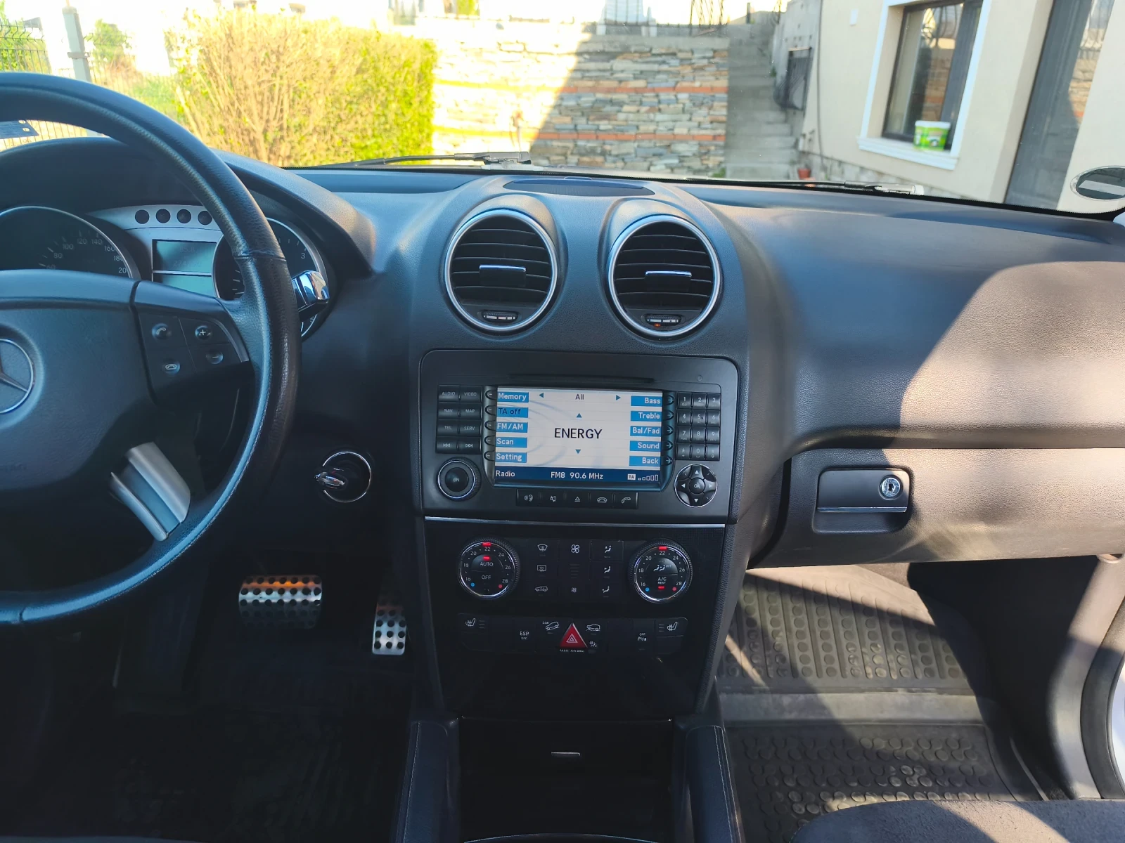 Mercedes-Benz ML 320 CDI , снимка 10 - Автомобили и джипове - 54351206