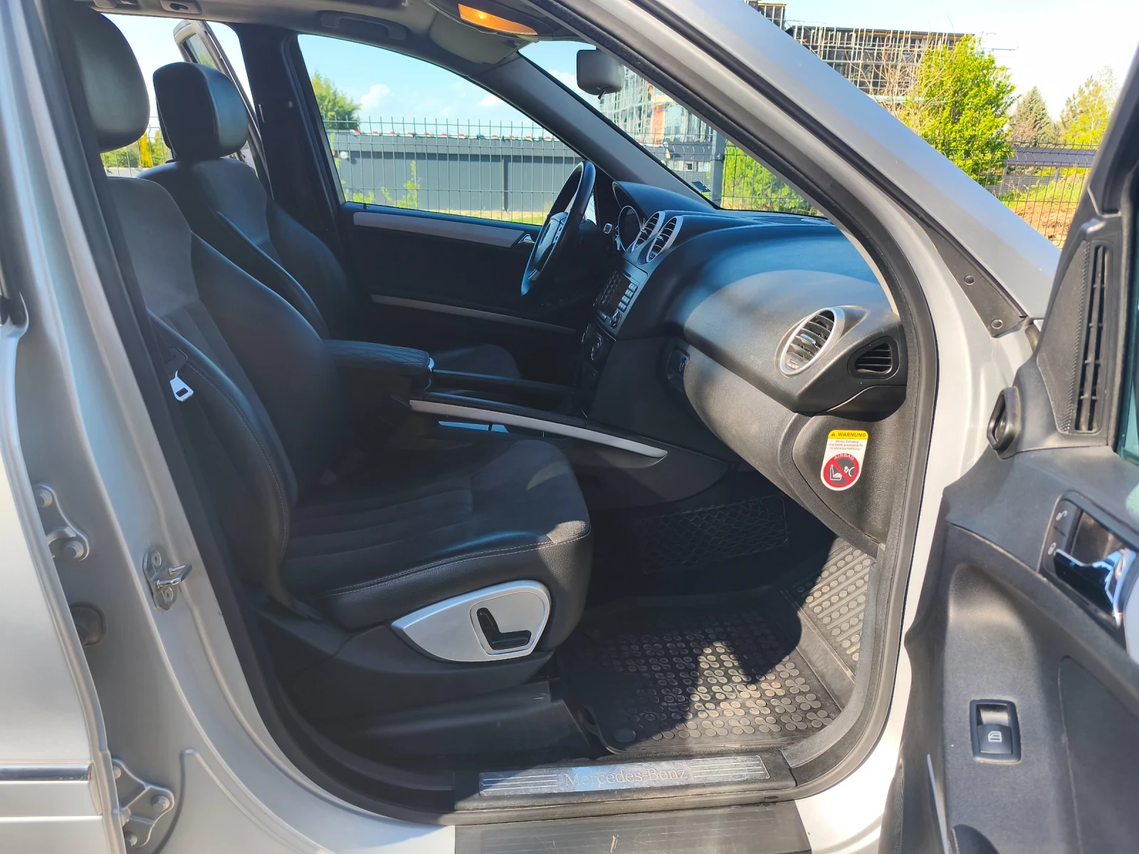 Mercedes-Benz ML 320 CDI , снимка 11 - Автомобили и джипове - 54351206