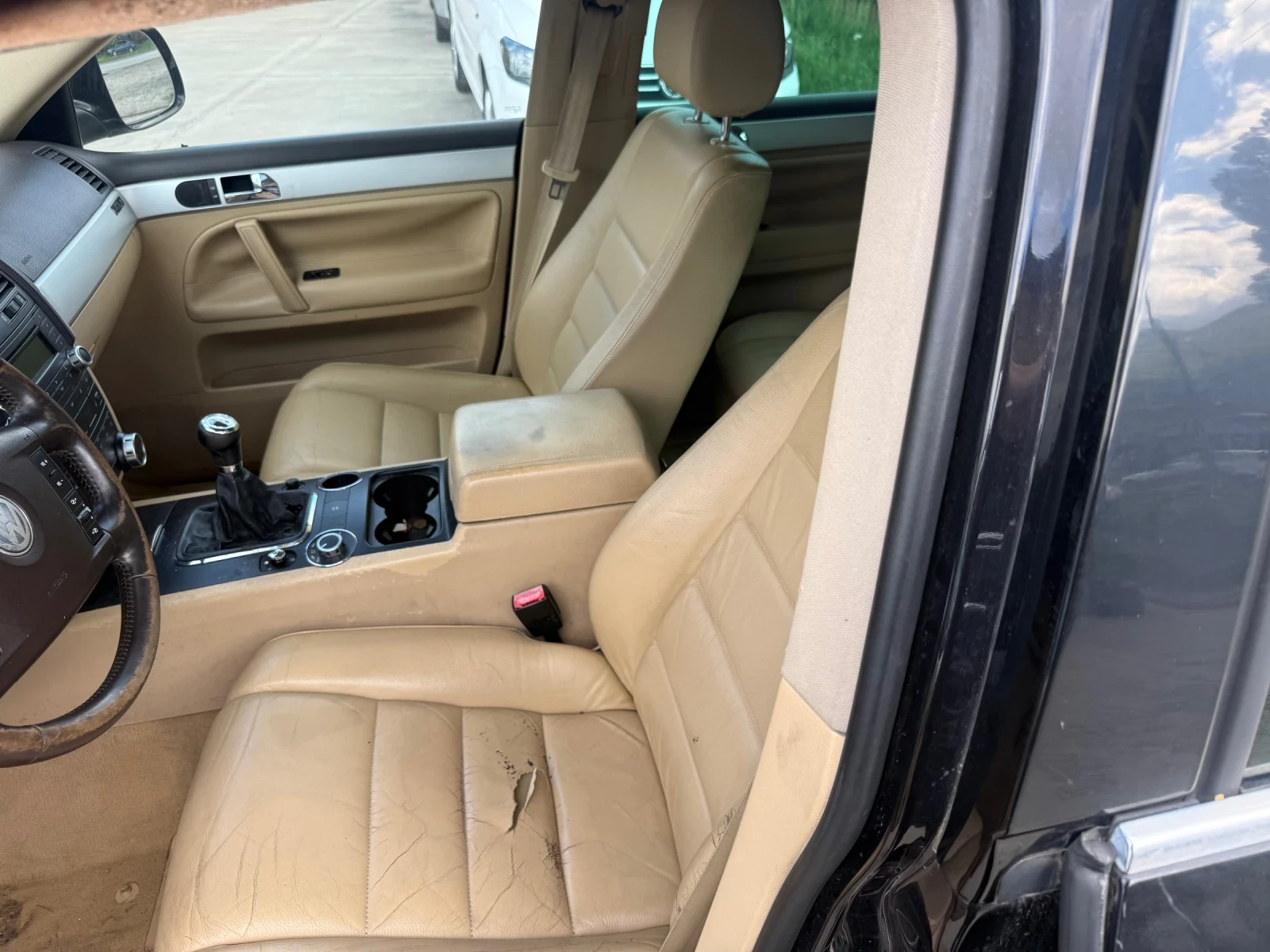VW Touareg 2.5 tdi ръчни ск., снимка 7 - Автомобили и джипове - 54380110