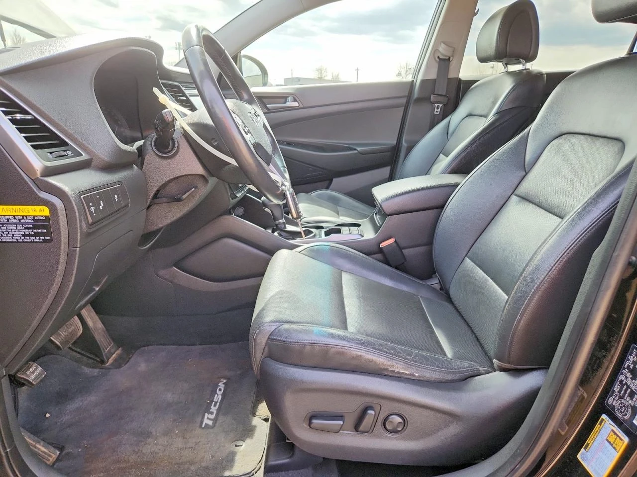 Hyundai Tucson Eco 1.6L SE, снимка 7 - Автомобили и джипове - 54569695