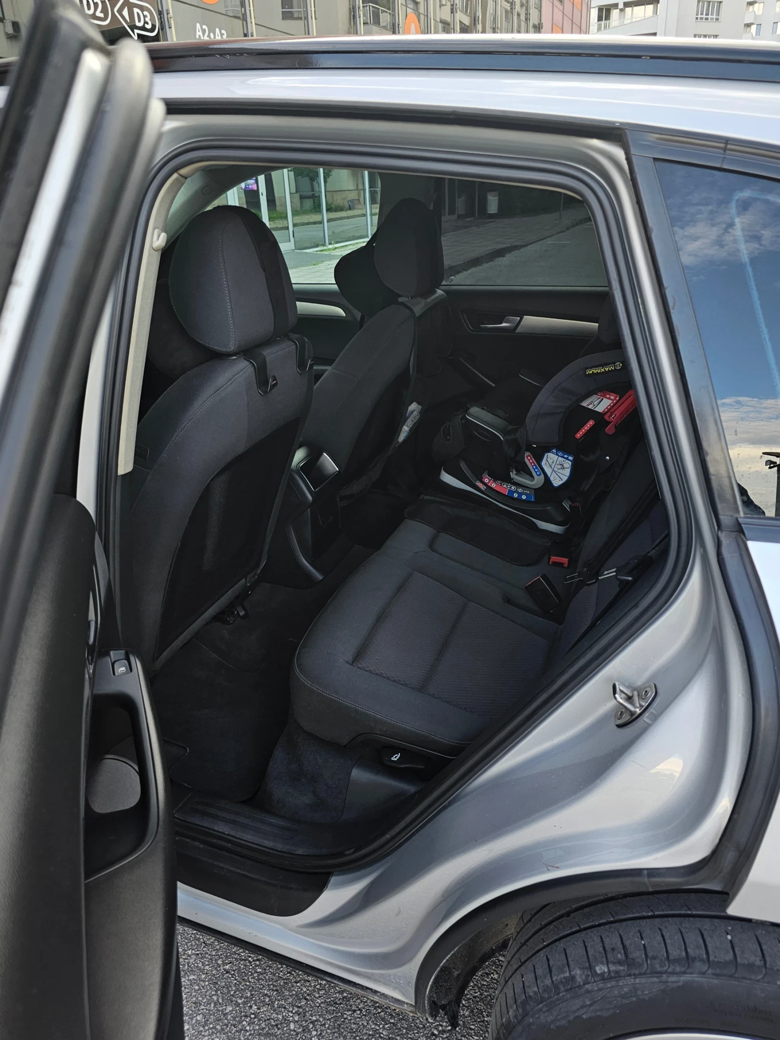 Audi Q5 2.0 TDI, снимка 12 - Автомобили и джипове - 55279688