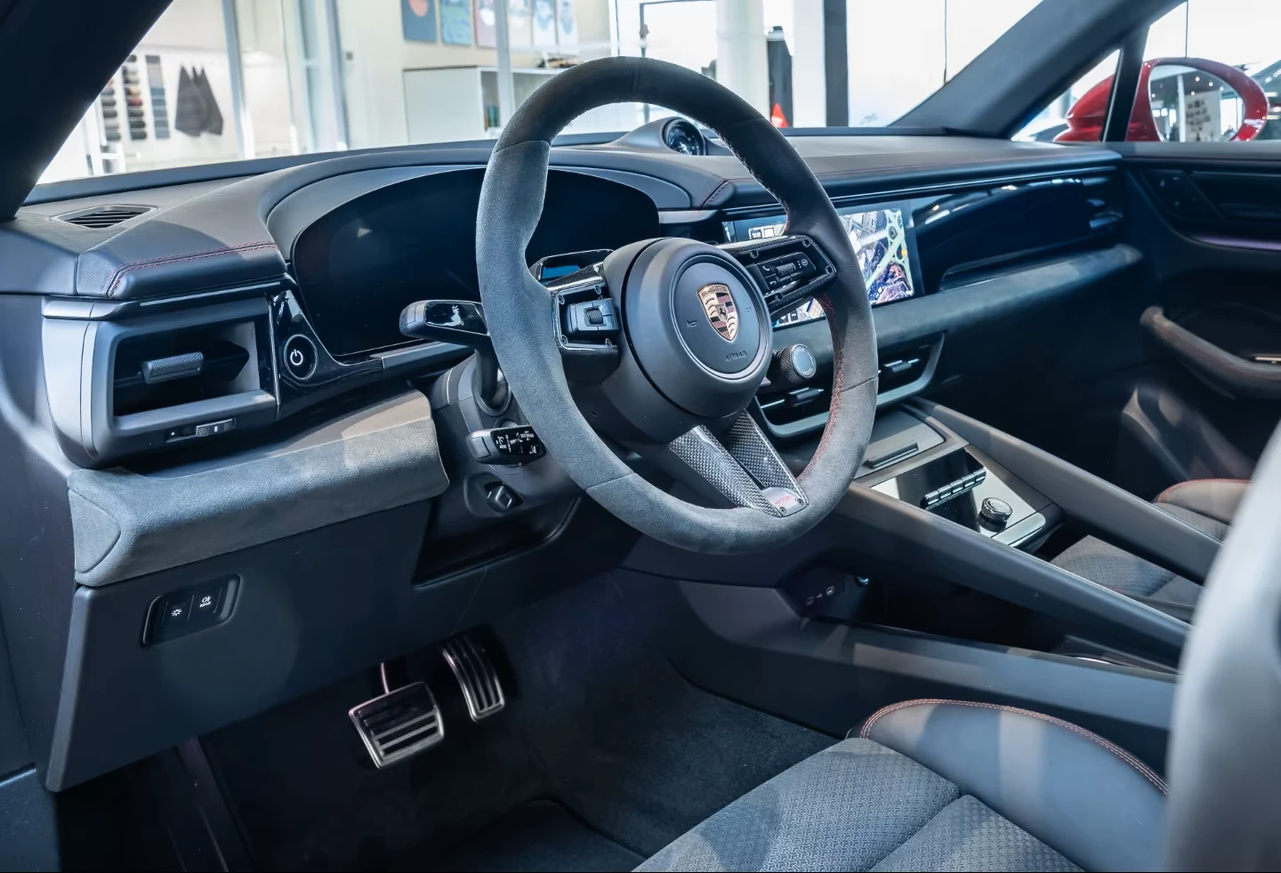 Porsche Macan GTS* PANO* DISTR* BOSE* MEMORY* DISTR* , снимка 10 - Автомобили и джипове - 55664007