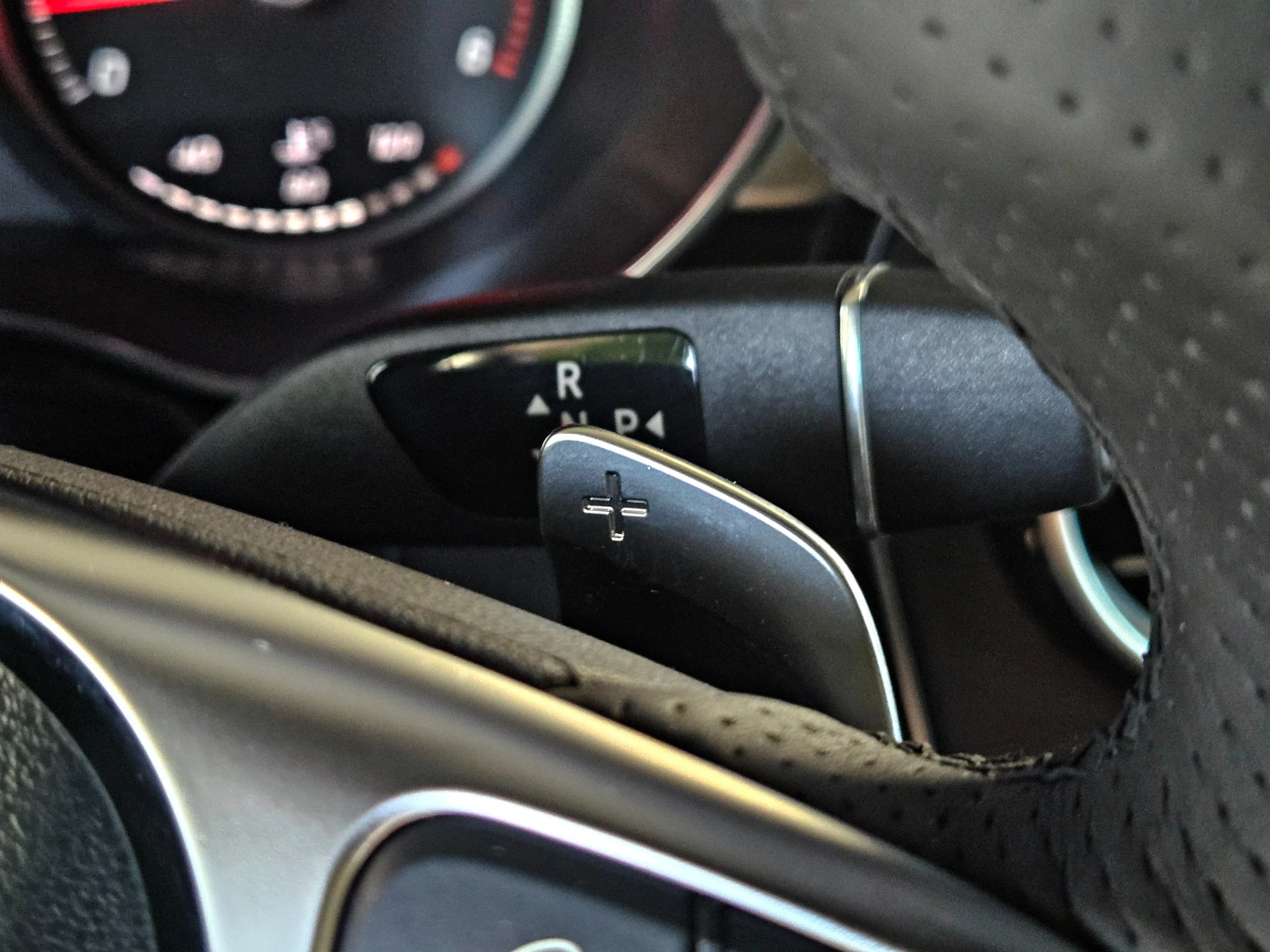 Mercedes-Benz GLC Coupe 350AMG/GERMANY/360CAMERA/AIRMATIC/KEYLESS/BLIND/LI, снимка 13 - Автомобили и джипове - 55751964