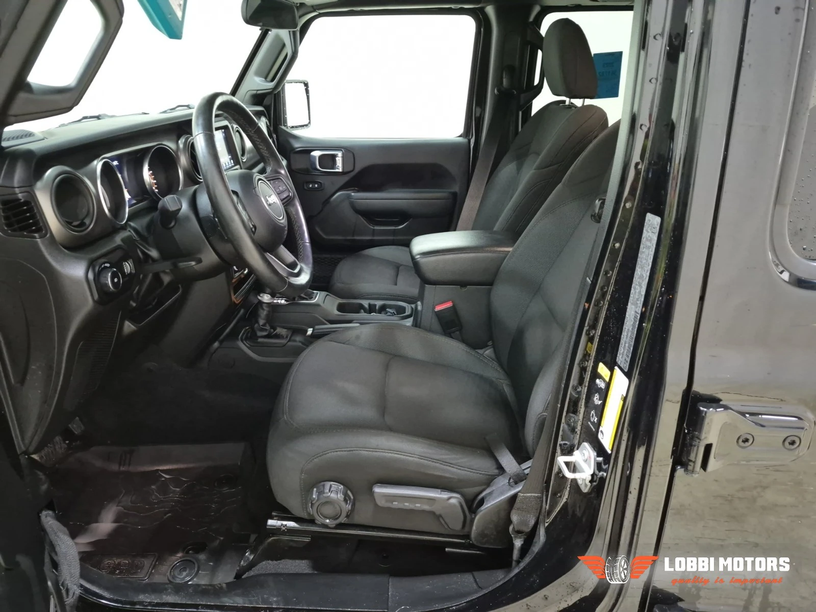 Jeep Wrangler, снимка 5 - Автомобили и джипове - 55955765