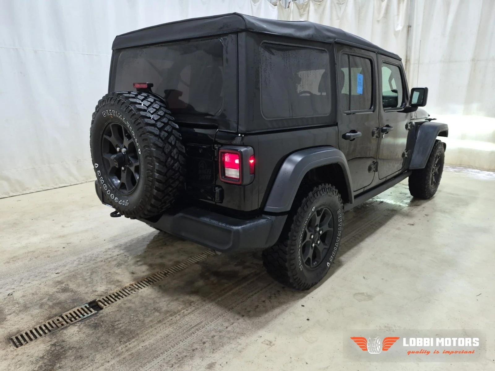 Jeep Wrangler, снимка 3 - Автомобили и джипове - 55955765