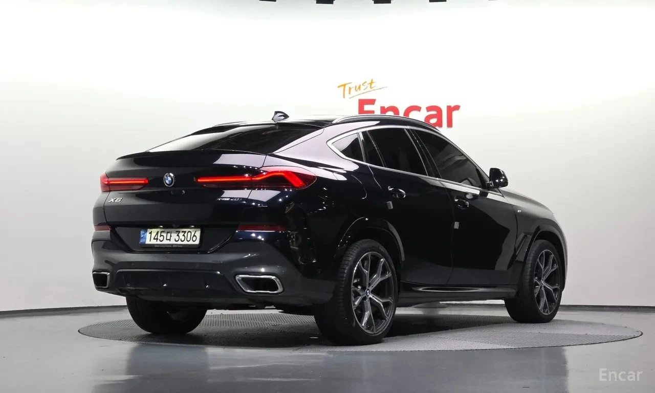 BMW X6 * xDrive40i M Sport * АВТОКРЕДИТ* , снимка 2 - Автомобили и джипове - 55977684