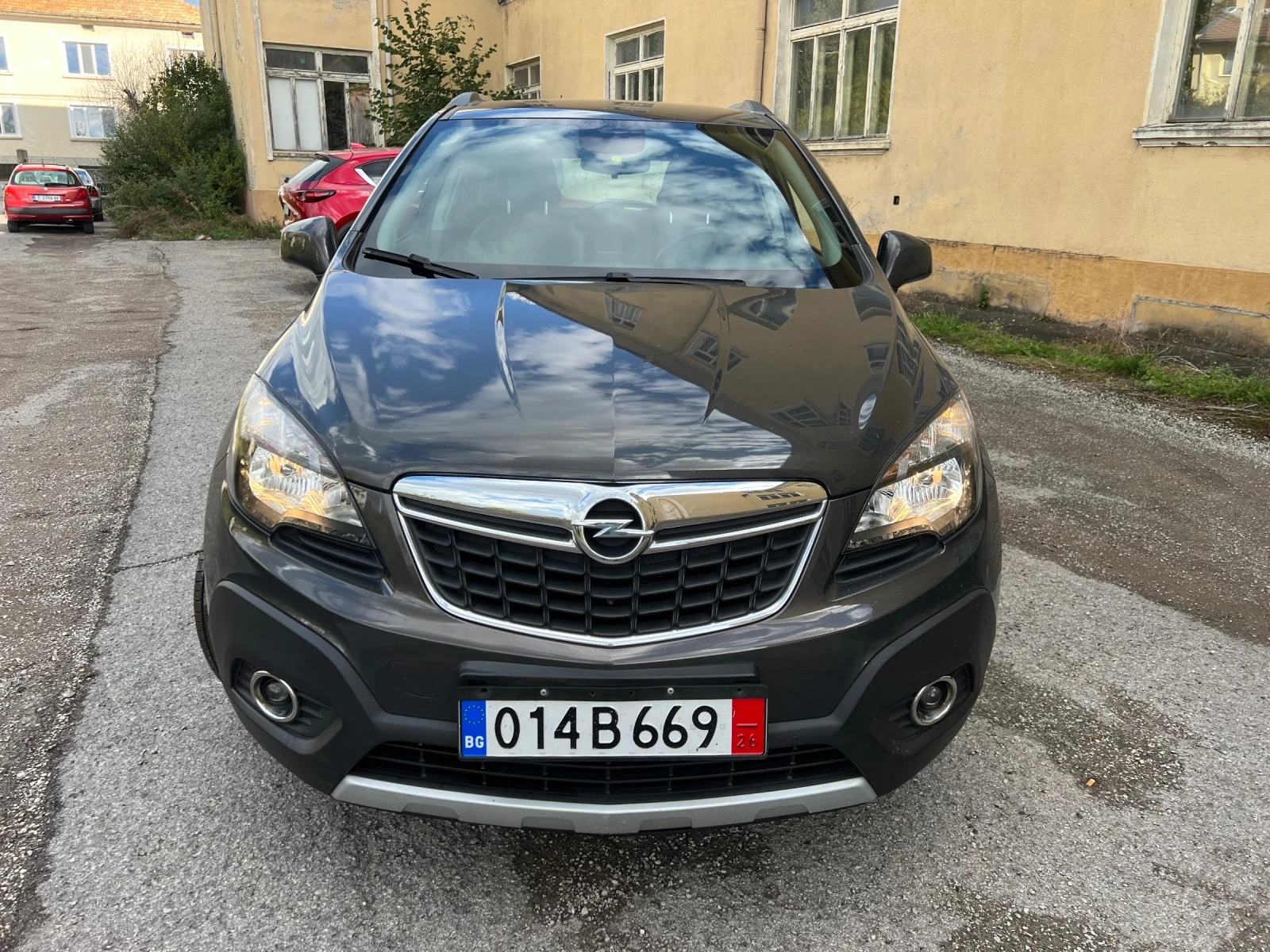 Opel Mokka 1.7CDTI, снимка 2 - Автомобили и джипове - 56325316