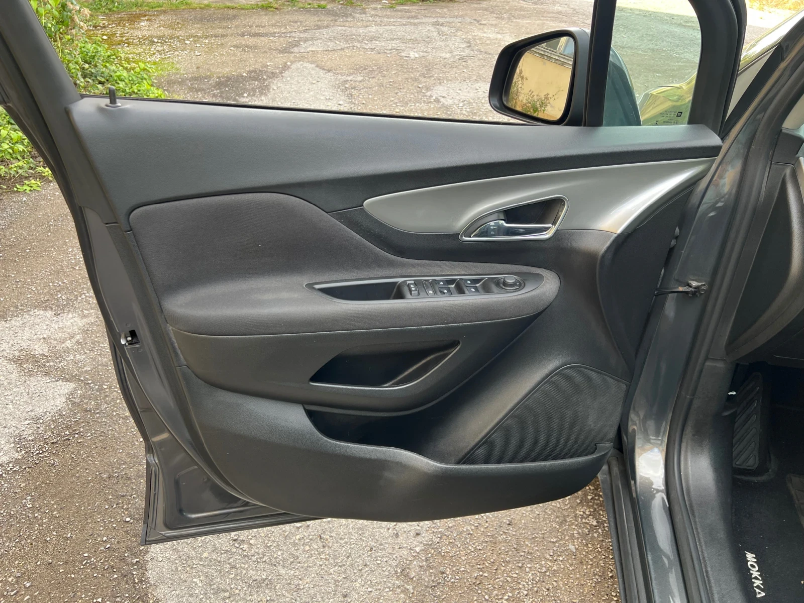 Opel Mokka 1.7CDTI, снимка 10 - Автомобили и джипове - 56325316
