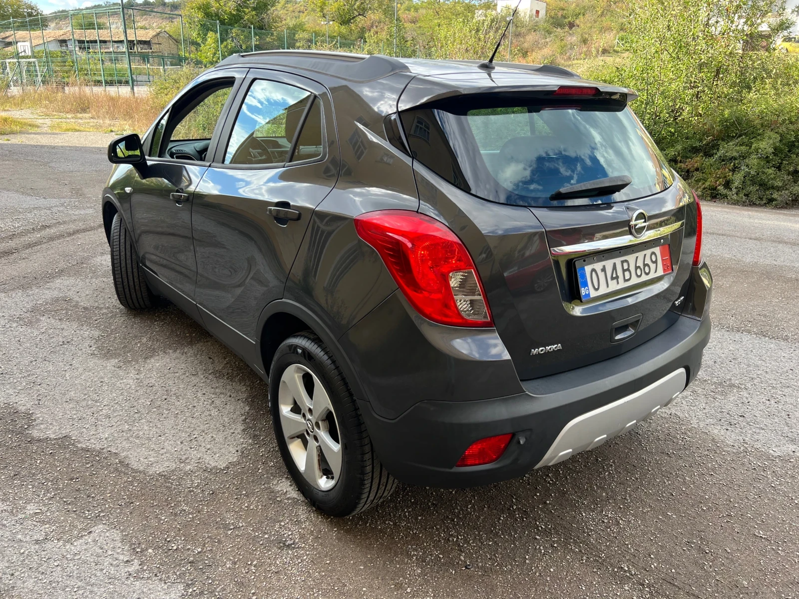 Opel Mokka 1.7CDTI, снимка 8 - Автомобили и джипове - 56325316