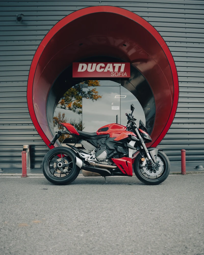 Ducati Streetfighter V2, снимка 1 - Мотоциклети и мототехника - 47675505