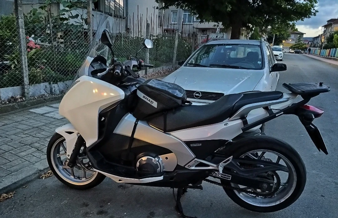 Honda Integra NC700D, снимка 5 - Мотоциклети и мототехника - 54567945