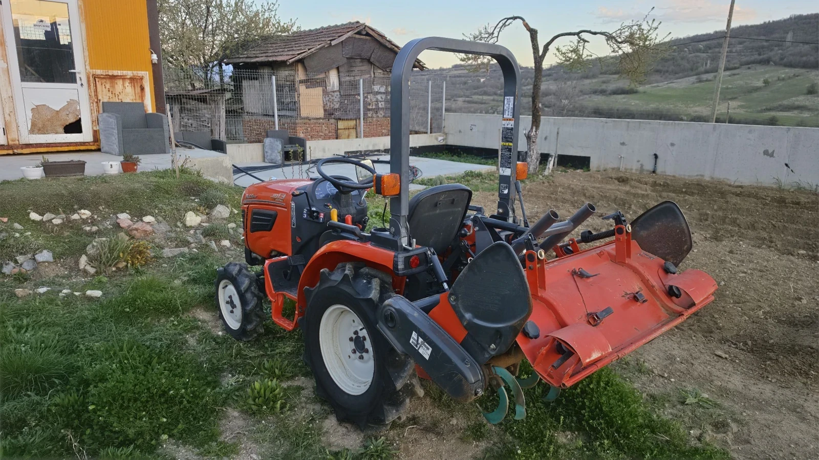 Трактор Kubota JB13X, снимка 3 - Селскостопанска техника - 54461719
