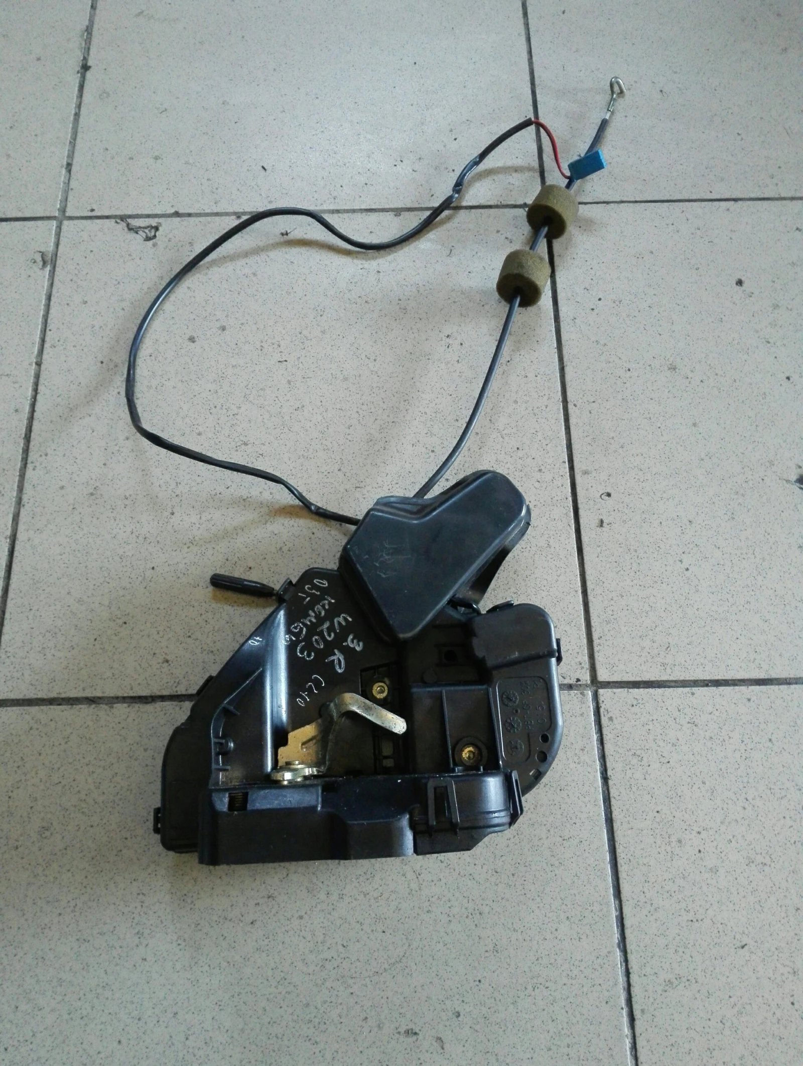      270 w203  | Mobile.bg   1