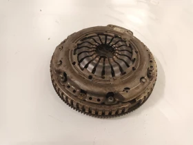 Маховик със съединител рено клио 1.5дци 18г 