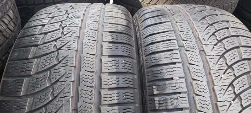 Гуми Зимни 245/40R19, снимка 2 - Гуми и джанти - 34164647