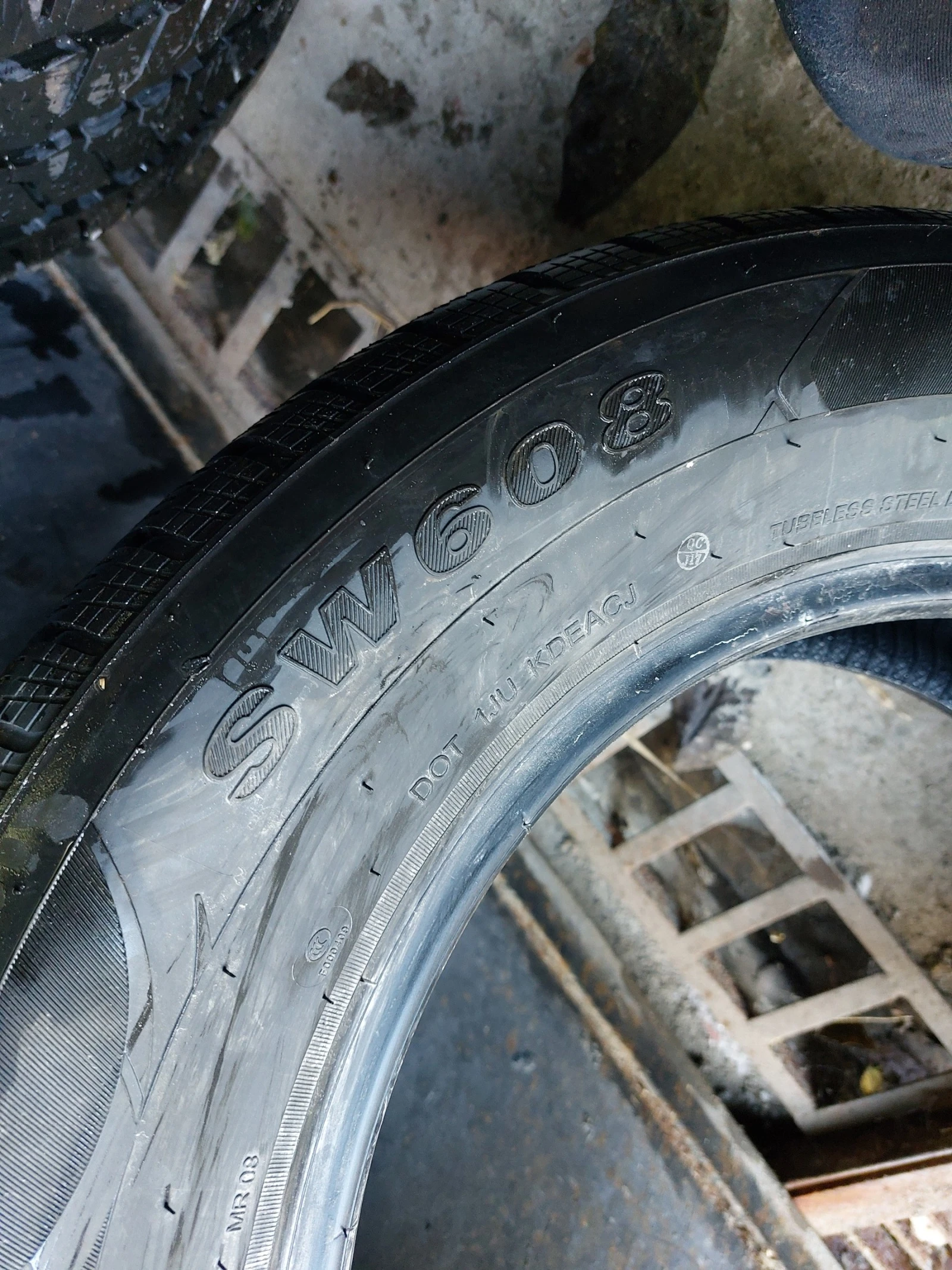  215/65R16 | Mobile.bg   8