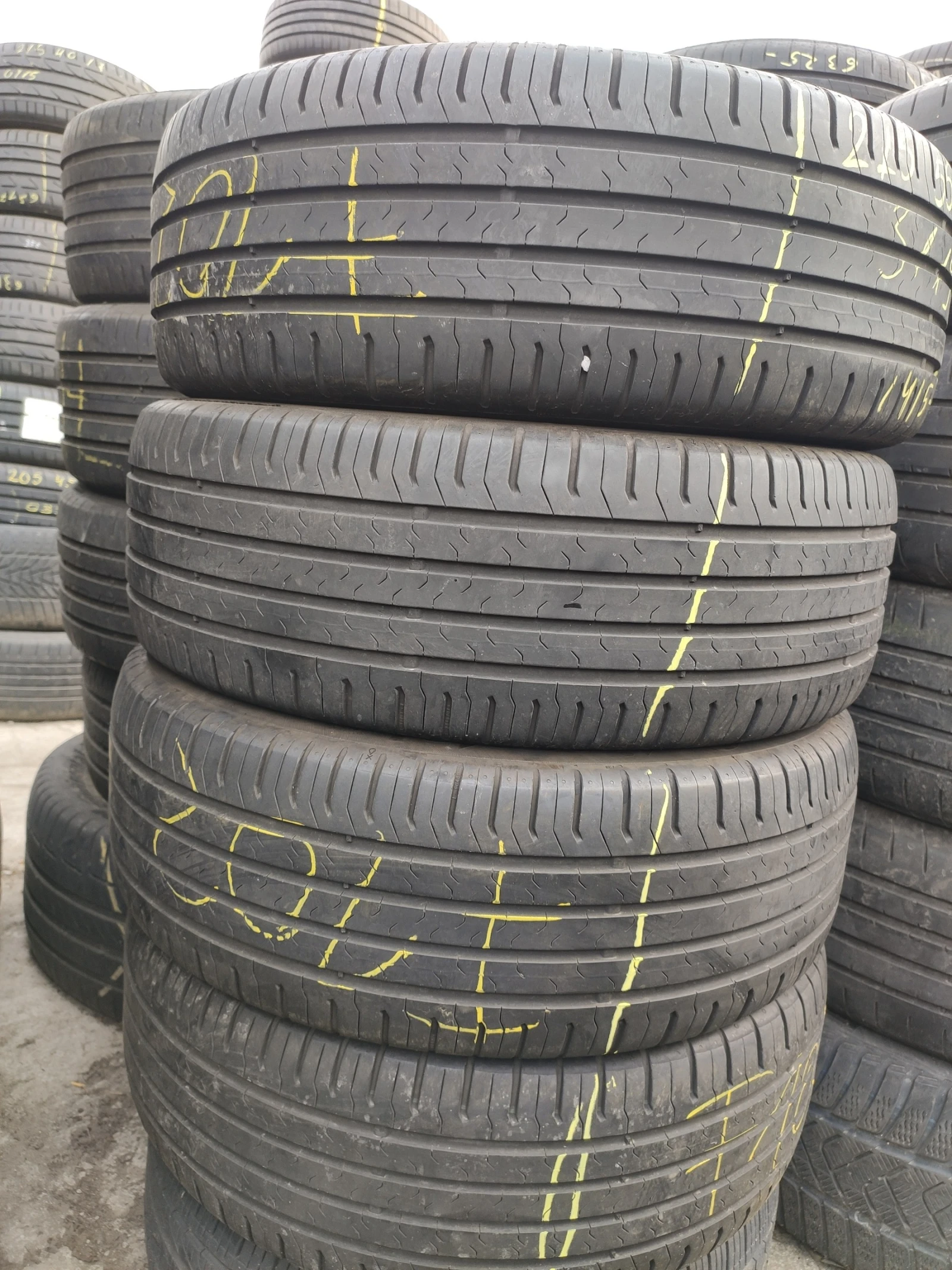 Гуми Летни 215/55R17, снимка 5 - Гуми и джанти - 55272451