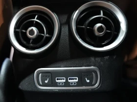 Alfa Romeo Giulia Ti Sport* CARFAX* АвтоКредит* (ЦЕНА ДО БГ), снимка 16