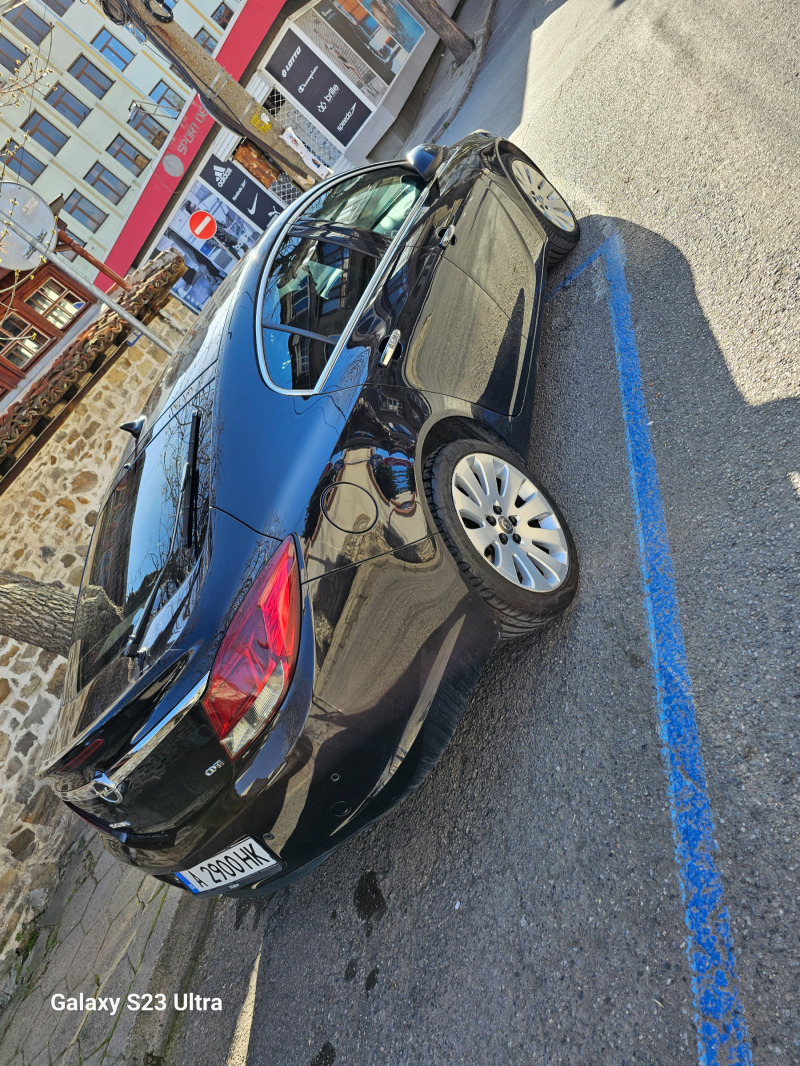 Opel Insignia, снимка 13 - Автомобили и джипове - 45699671