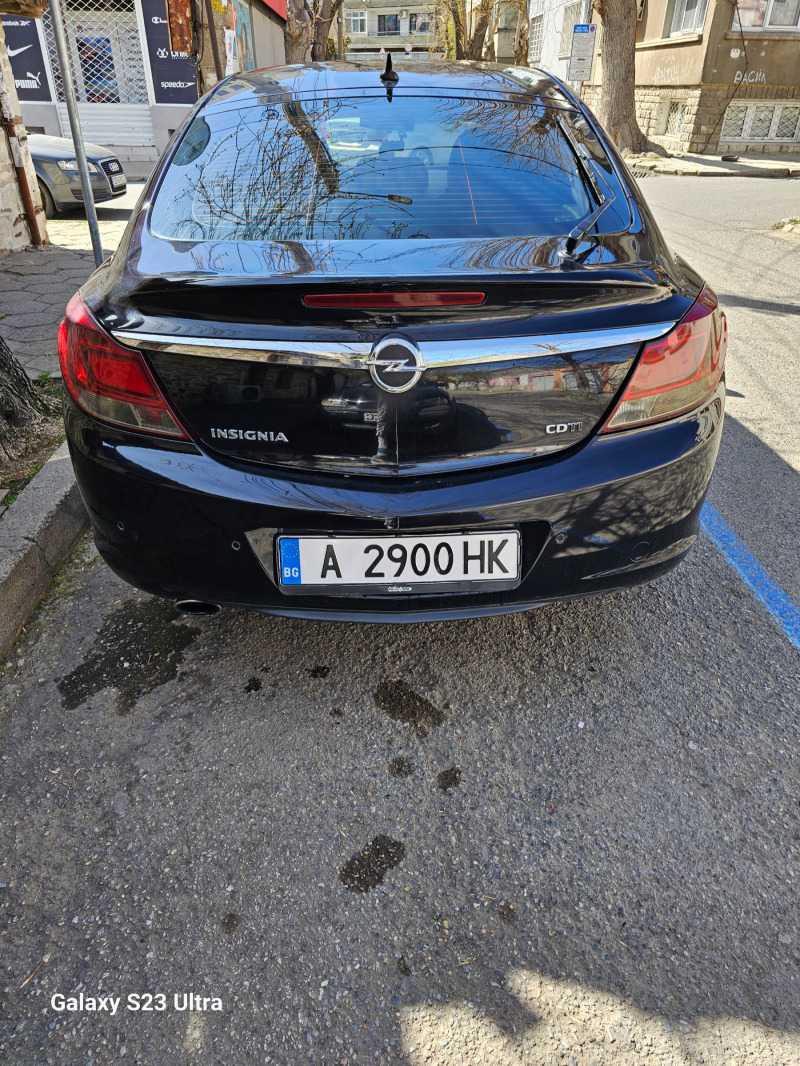 Opel Insignia, снимка 2 - Автомобили и джипове - 45699671