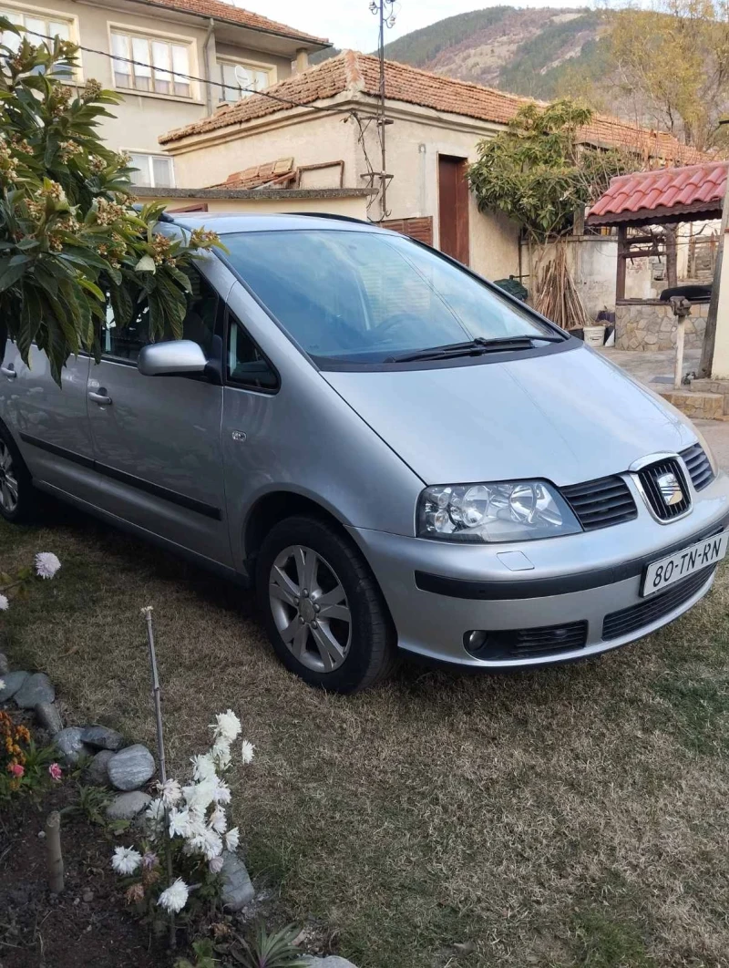 Seat Alhambra, снимка 1 - Автомобили и джипове - 48524150