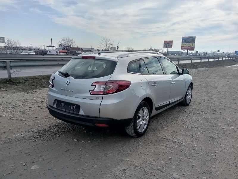 Renault Megane 1.5DCI, Италия , снимка 4 - Автомобили и джипове - 48797811