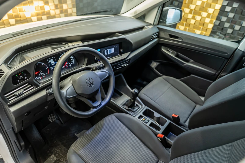 VW Caddy Cargo, снимка 12 - Автомобили и джипове - 51505606