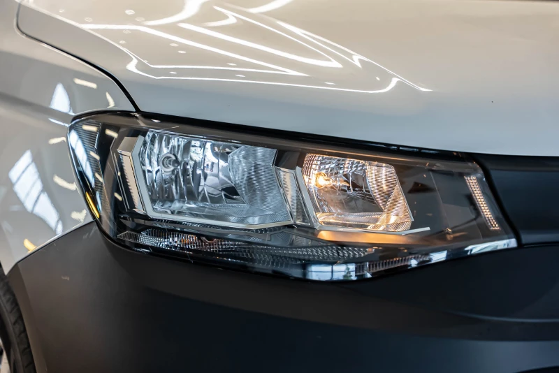 VW Caddy Cargo, снимка 5 - Автомобили и джипове - 51505606