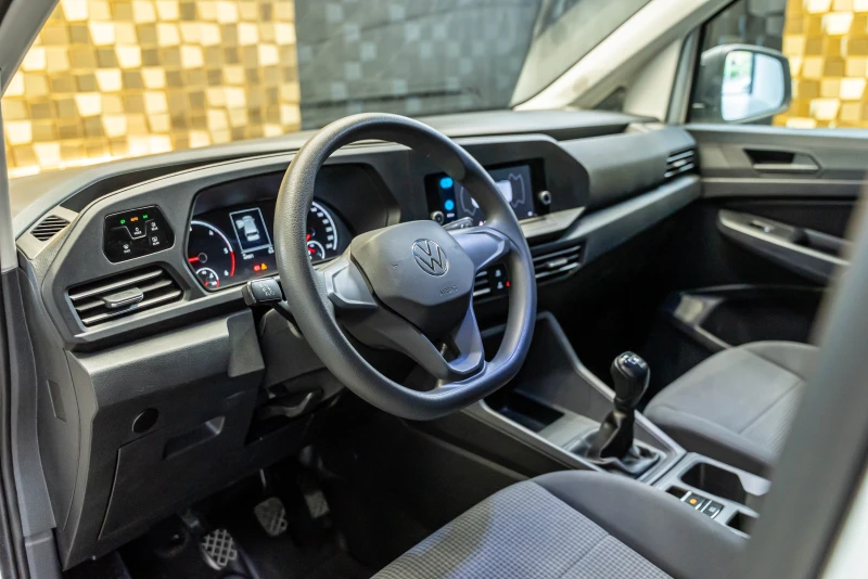 VW Caddy Cargo, снимка 7 - Автомобили и джипове - 51505606