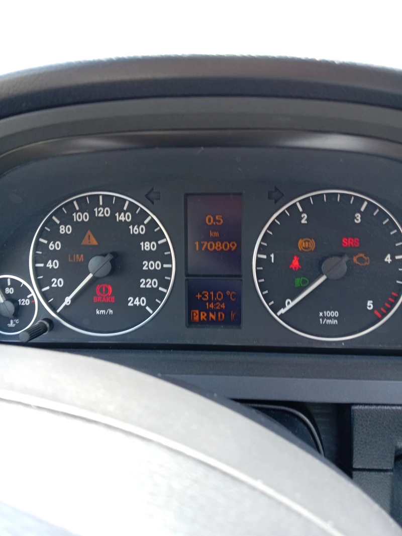 Mercedes-Benz A 180 2.0 CDI AVANTGARDE, снимка 8 - Автомобили и джипове - 52309842