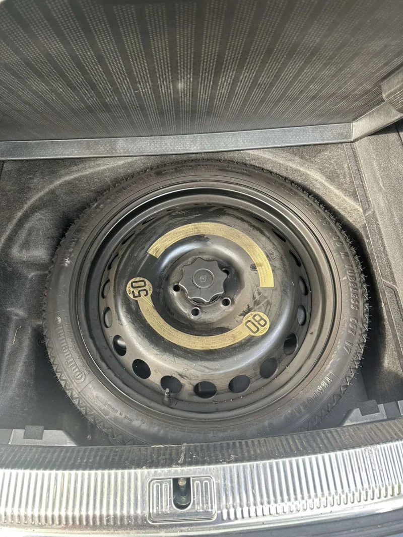 Audi A4 2.0TDI, снимка 12 - Автомобили и джипове - 52452994