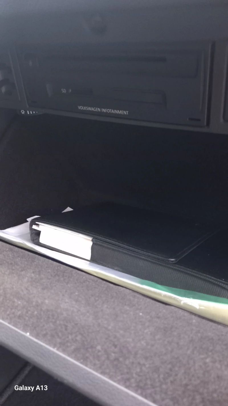 VW Golf 1.4 TSI R-Line, снимка 13 - Автомобили и джипове - 52696298